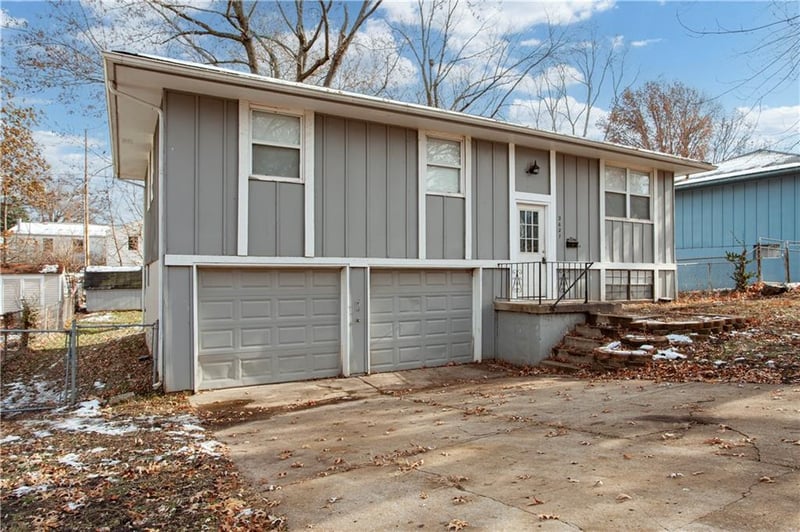 3621 Scott Ave, Independence, MO 64052