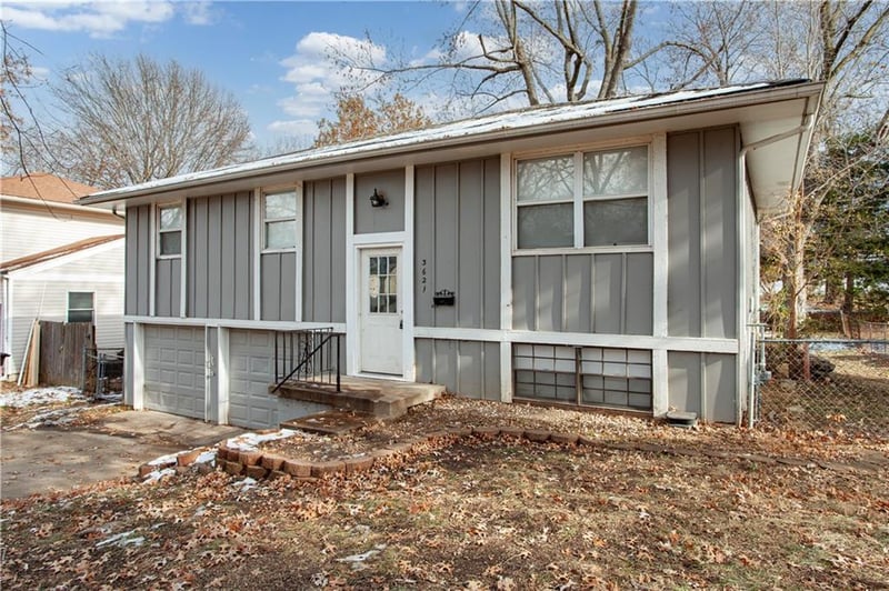 3621 Scott Ave, Independence, MO 64052