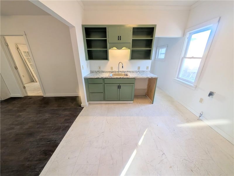 309 Elm St, Iola, KS 66749