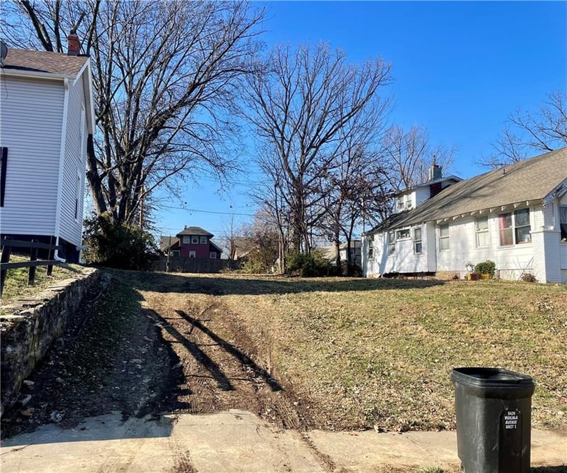 5422 Virginia Ave, Kansas City, MO 64110