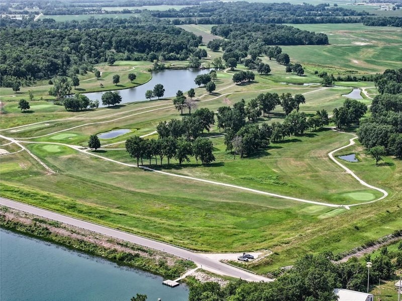 50 Tamarack Ln, Linn Valley, KS 66040