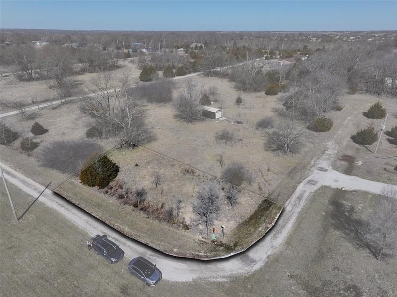 1 Utah Dr, La Cygne, KS 66040