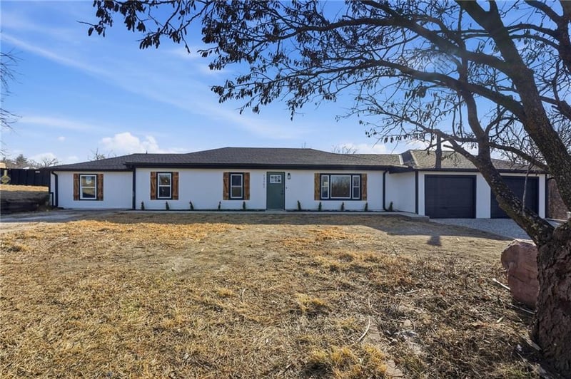 13207 83rd St, Kansas City, MO 64152