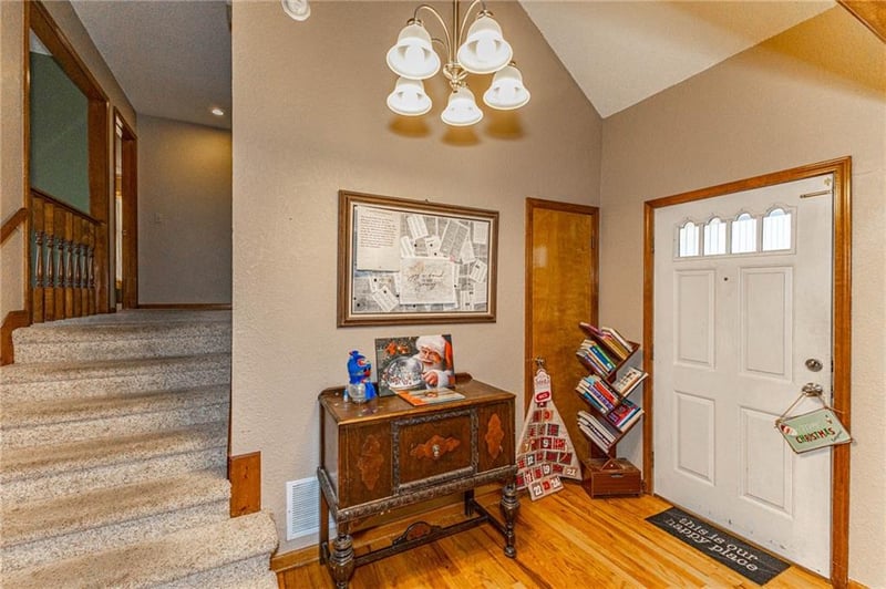 2839 102nd St, Kansas City, KS 66109