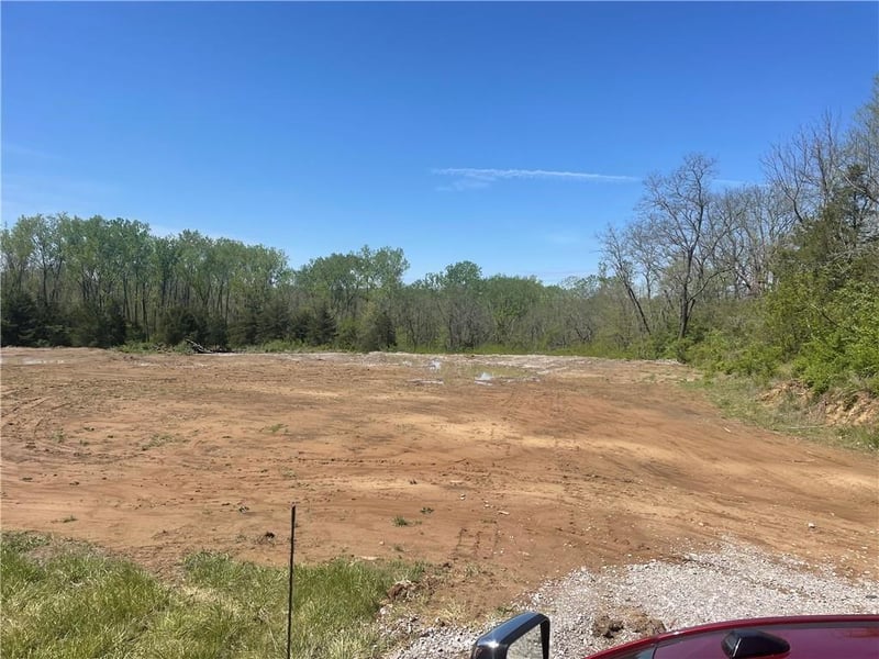 14500 E Kentucky Rd, Independence, MO 64050