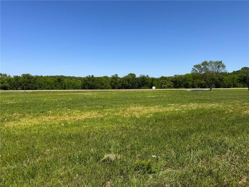 1150 Stanley Rd, Tecumseh, KS 66542