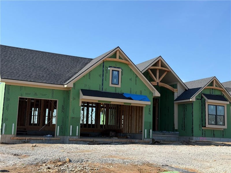 8982 Ginger St, Lenexa, KS 66227