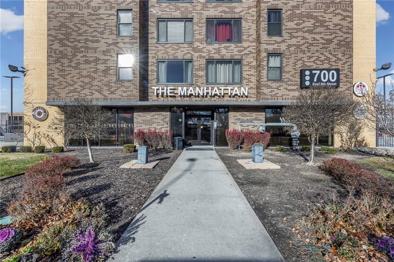 700 8th St #7Q, Kansas City, MO 64106