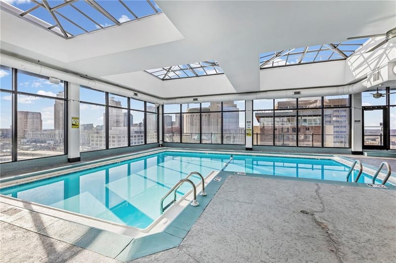 700 E 8th St #7Q, Kansas City, MO 64106