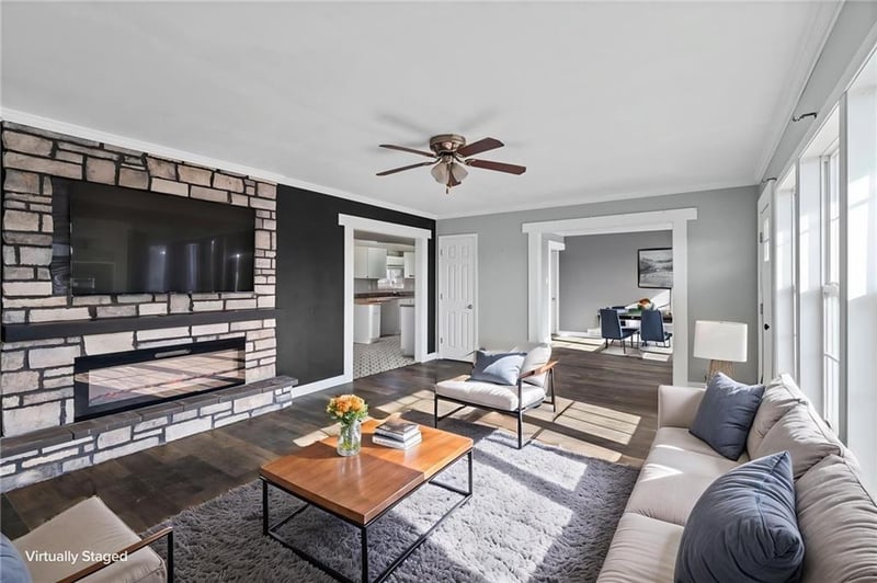 514 3rd St Ter, Carrollton, MO 64633