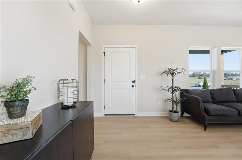 1432 Silo St, Lee's Summit, MO 64081