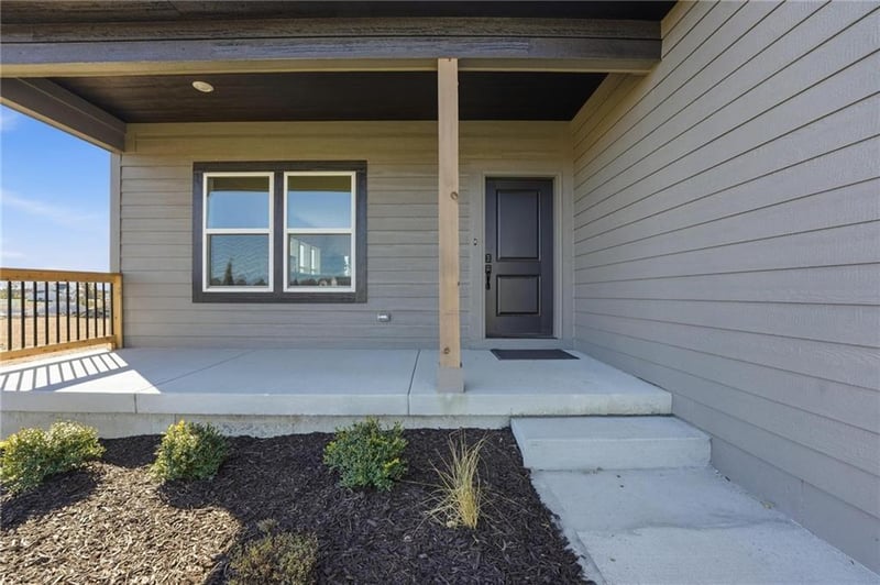 1432 Silo St, Lee's Summit, MO 64081