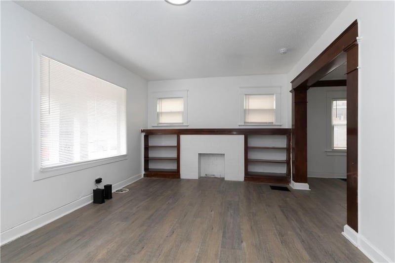 3717 Indiana Ave, Kansas City, MO 64128