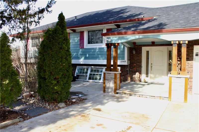 5948 Richmond Ave, Kansas City, KS 66102