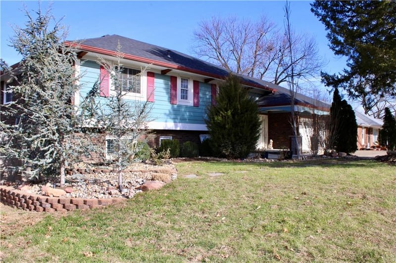 5948 Richmond Ave, Kansas City, KS 66102