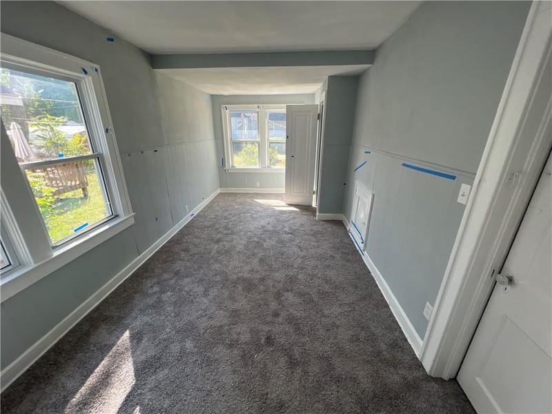 2215 Meyer Blvd, Kansas City, MO 64132