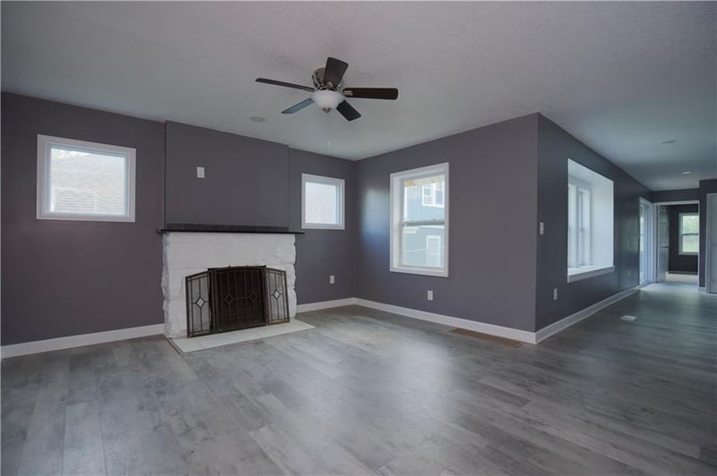 2722 Raytown Rd, Kansas City, MO 64128