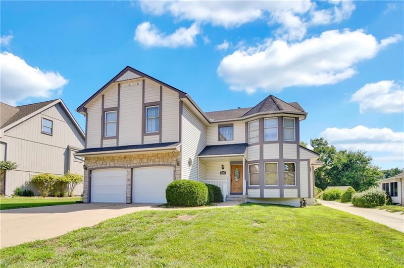 2431 S Ponca Ave, Independence, MO 64057