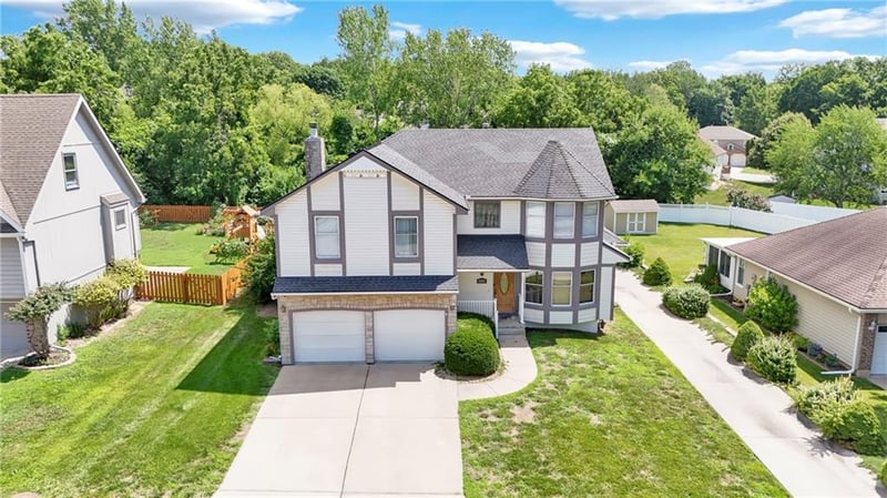 2431 S Ponca Ave, Independence, MO 64057