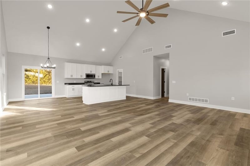 327 51 Rd, Warrensburg, MO 64093