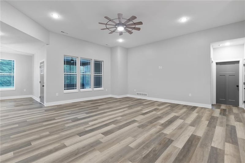 328 51st Rd, Warrensburg, MO 64093