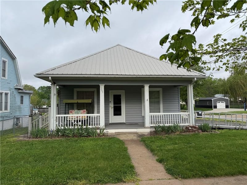 1245 Central Ave, Horton, KS 66439