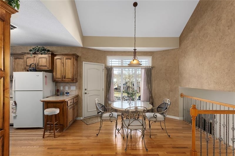 6958 Atkins Ave, Kansas City, MO 64152