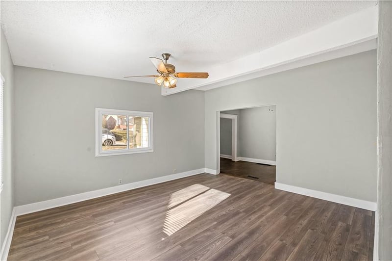 6821 Bales Ave, Kansas City, MO 64132