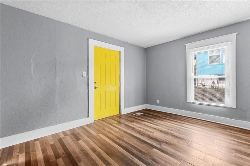 7908 Euclid Ave, Kansas City, MO 64132