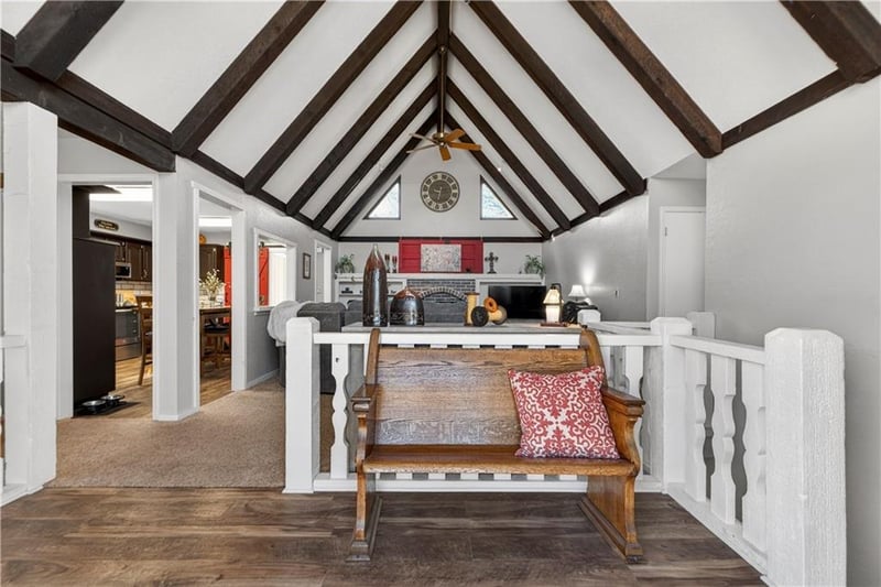 10500 167th St, Overland Park, KS 66221