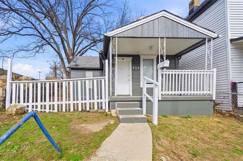 534 Reynolds Ave, Kansas City, KS 66101