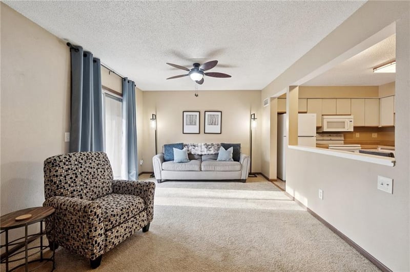 6813 Mokane Ave, Kansas City, MO 64151