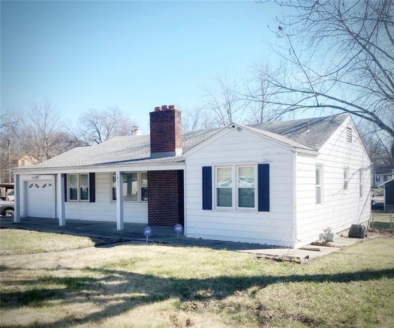 1833 33rd St, Kansas City, KS 66104