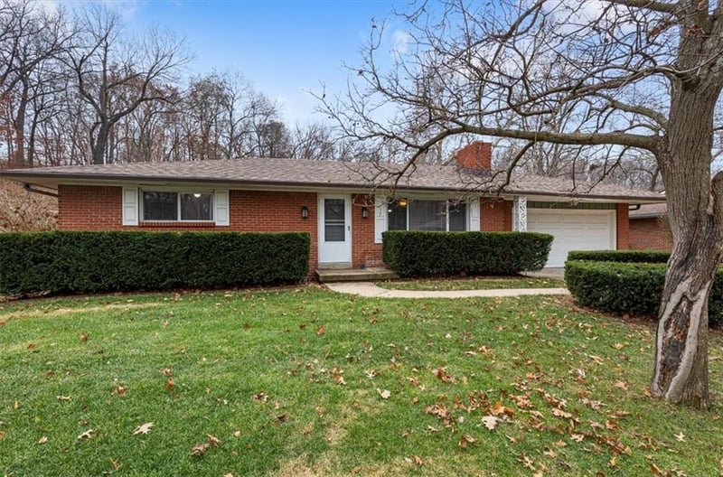 409 58th St, Kansas City, MO 64118