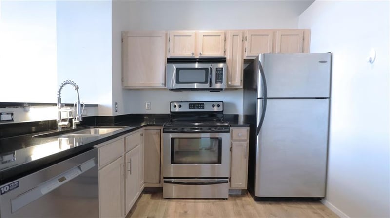 200 Main St #310, Kansas City, MO 64105