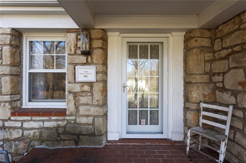 1954 Lake Ter, Independence, MO 64055