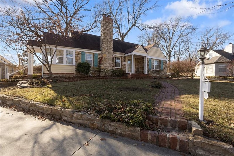 1954 Lake Ter, Independence, MO 64055