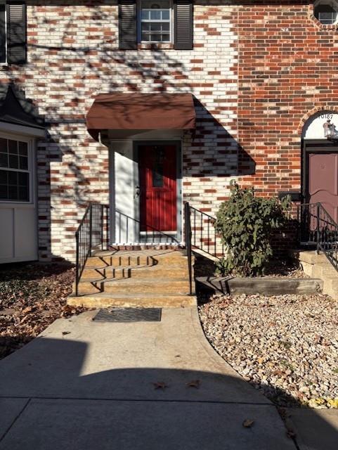 10185 96th Ter, Overland Park, KS 66212