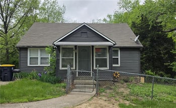 5700 Manchester Ave, Kansas City, MO 64129