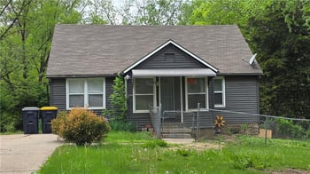 5700 Manchester Ave, Kansas City, MO 64129