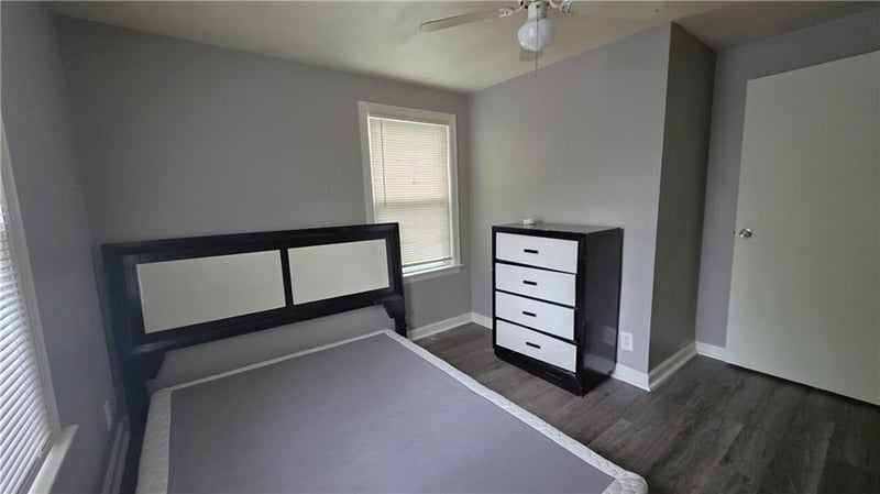 5700 Manchester Ave, Kansas City, MO 64129