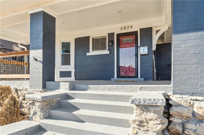 2824 Tracy Ave, Kansas City, MO 64109