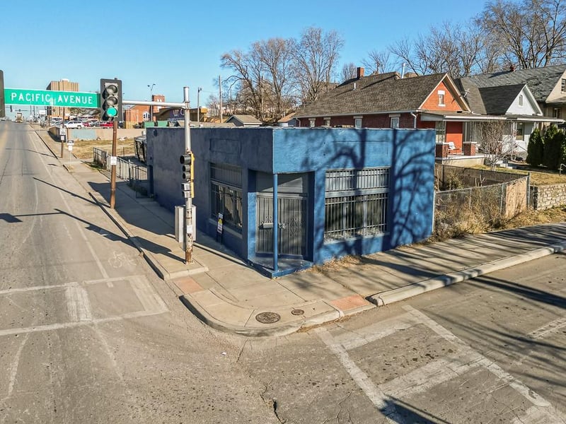 960 Pacific Ave, Kansas City, KS 66101
