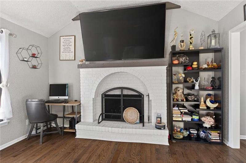 7921 Yecker St, Kansas City, KS 66102