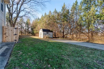 1401 Oxford Pl, Olathe, KS 66062