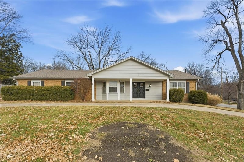 5500 88th Ter, Overland Park, KS 66207