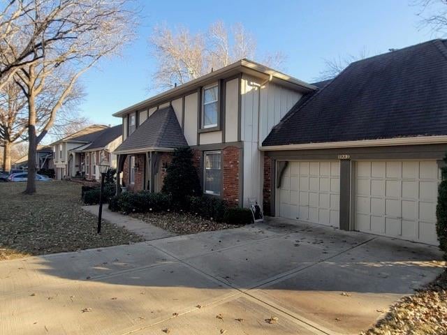 11239 99th Pl, Overland Park, KS 66214