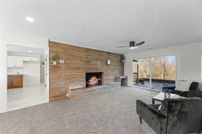 12012 37th St, Independence, MO 64052