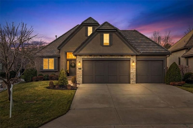 15204 Fontana St, Overland Park, KS 66224