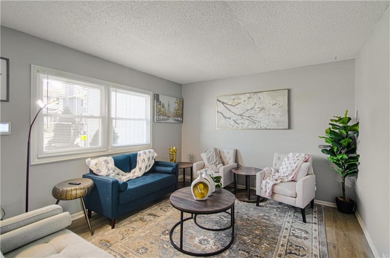 10912 Mckinley Ave, Kansas City, MO 64134